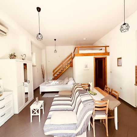 Apartment Paolo Senj  Extérieur photo